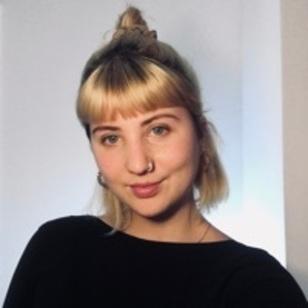 Roxana avatar