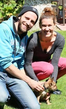 Mein Freund, ich und Chuck mit 3 Monaten